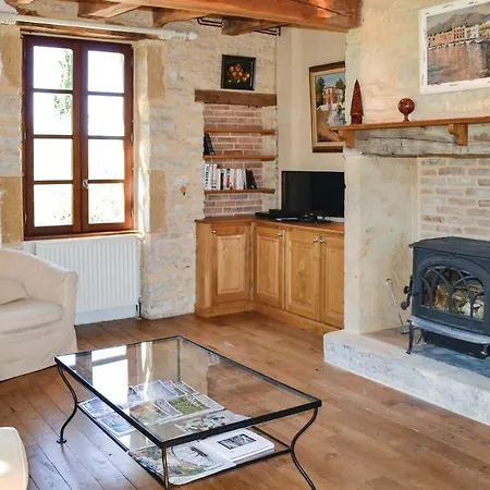 Pet Friendly In With Kitchen Gindou