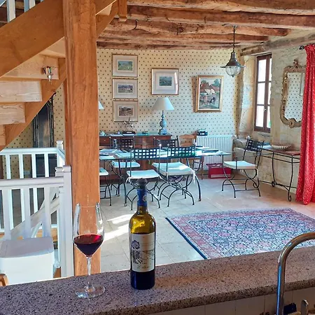 Pet Friendly In With Kitchen Casa de Férias *